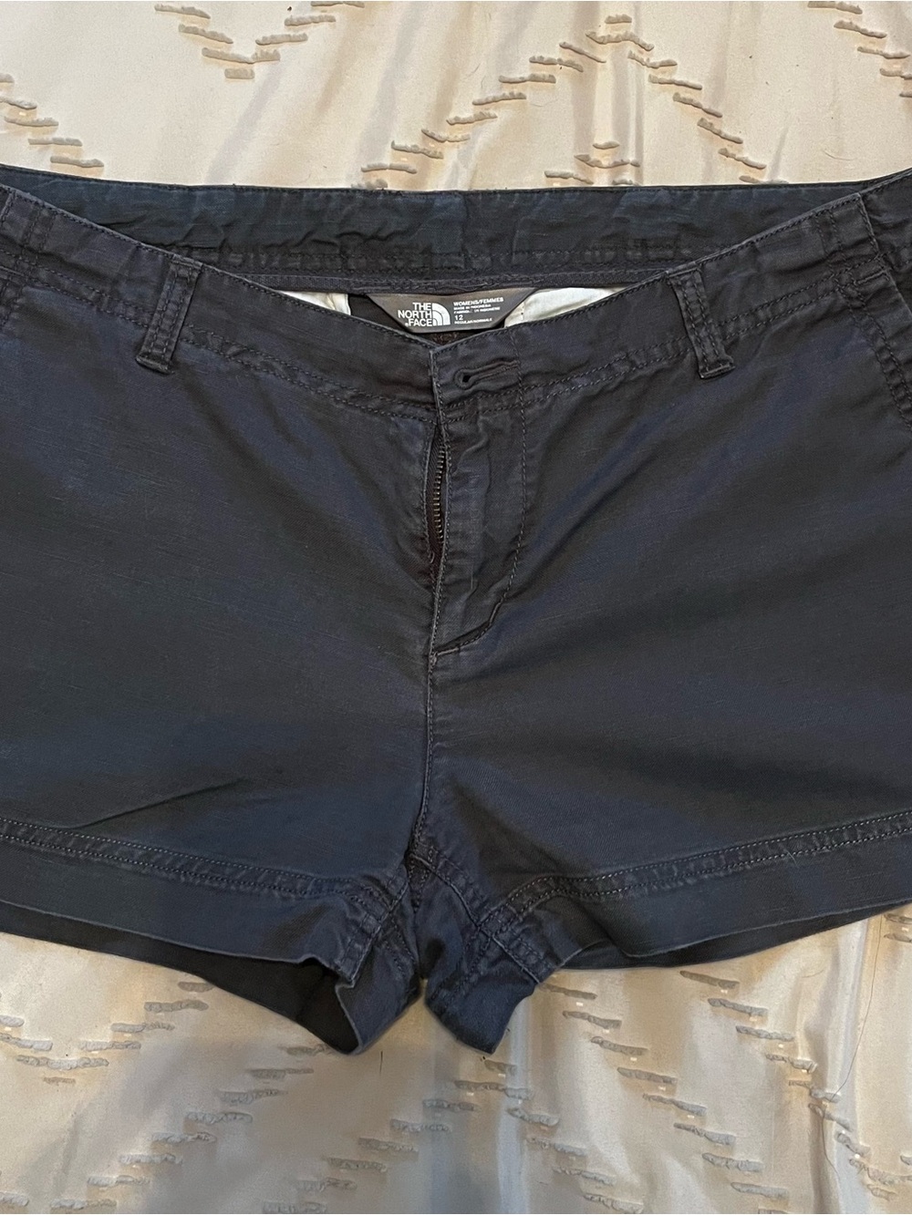 The North Face Women's Black Flat-Front Bermuda Shorts